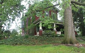Amanda Gish House Bed & Breakfast